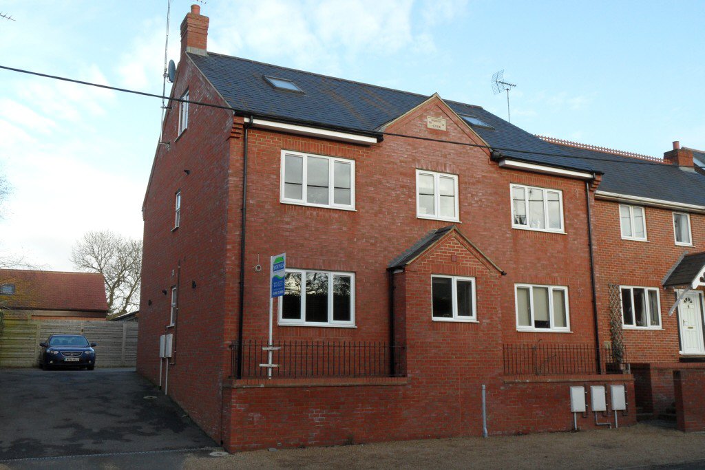 Bedford Road, YARDLEY HASTINGS